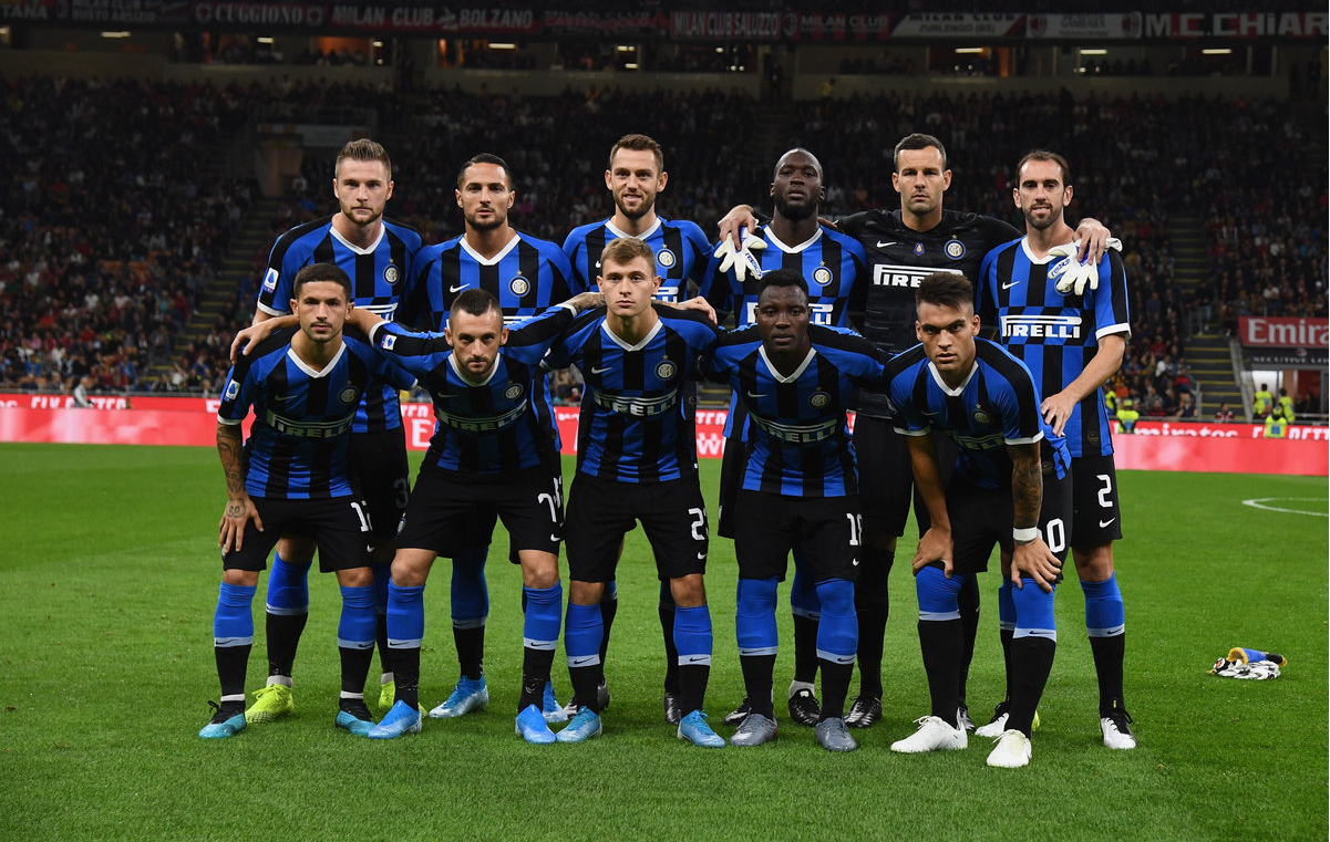 不对爱德华兹战术犯规？掘金主帅：他在三分线接球有三罚风险（掘金主帅解释没对爱德华兹战术犯规：他三分线接球有送三次罚球的风险）