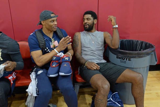 足球市场：如果出现1亿欧报价，尤文可能会考虑出售伊尔迪兹（若收到1亿欧报价，尤文或考虑出售伊尔迪兹）