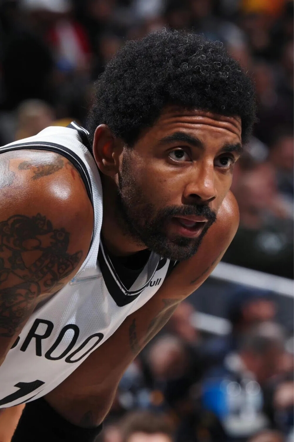 瓦拉内专访谈心理问题：展现脆弱的一面并不是软弱的表现（瓦拉内谈心理健康：承认脆弱不等于软弱）