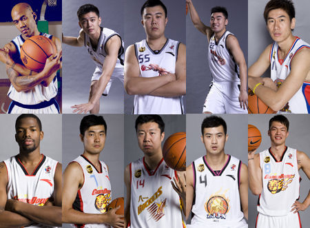 麦肯尼：没能拿下3分很遗憾；新教练带来了新的理念和活力（麦肯尼：错失三分令人惋惜，新帅注入全新理念与活力）