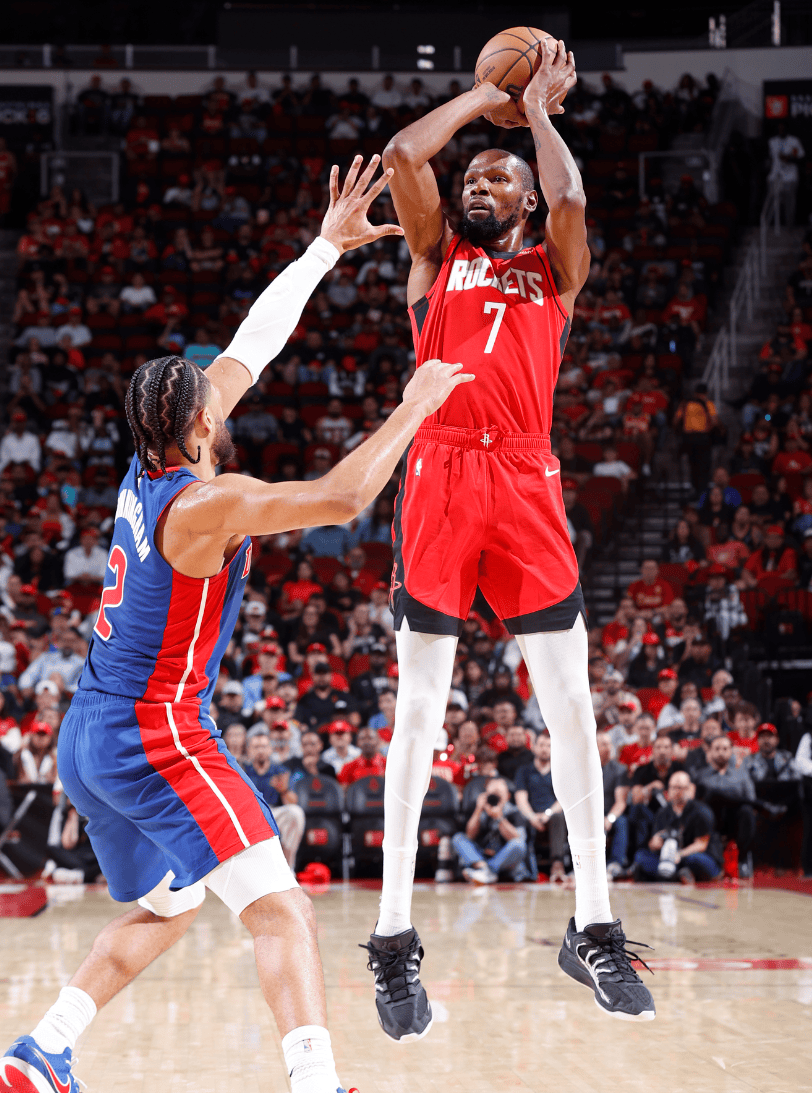 德乙半场：里斯、舒勒失良机，柏林赫塔0-0比勒菲尔德（半场战报：赫塔柏林0-0比勒菲尔德，里斯与舒勒错失良机）