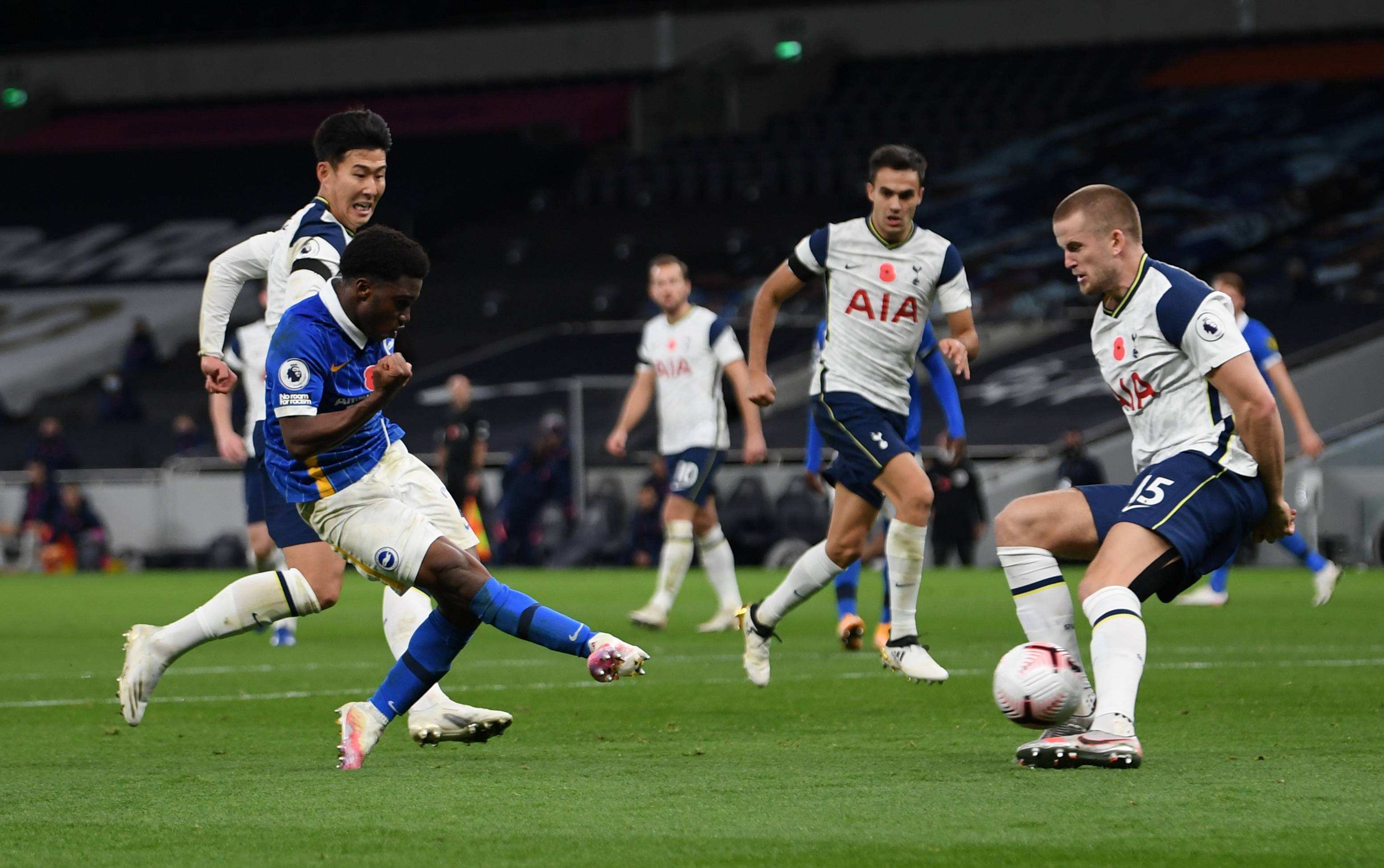 拿日本战犯照片！三笘薰8天仍未道歉，足球游戏怒了：删除，价值归零（日本战犯照风波持续：三笘薰8天未道歉，足球游戏下架清零）