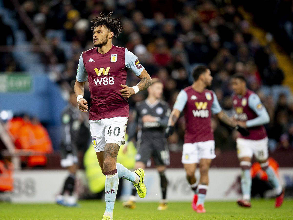 就一个不中？多特半场三分5中0一分未得 仅拿1助攻（多特半场手感冰凉：三分5投全失，0分仅1助攻）