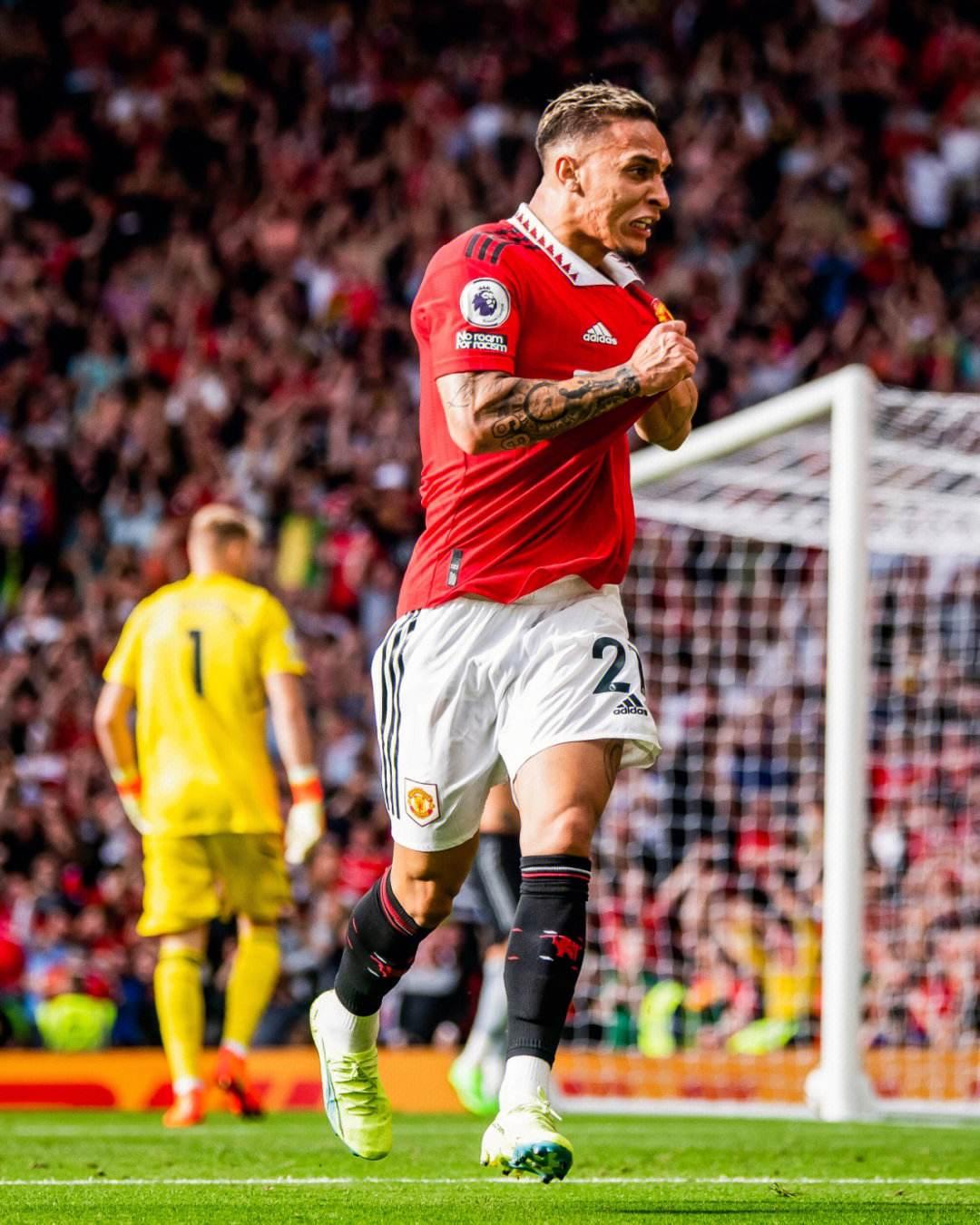 安切洛蒂：皇马到目前为止成绩出色，还能怎么要求阿隆索呢？（安切洛蒂：皇马至今表现优异，对阿隆索还能有何苛求？）