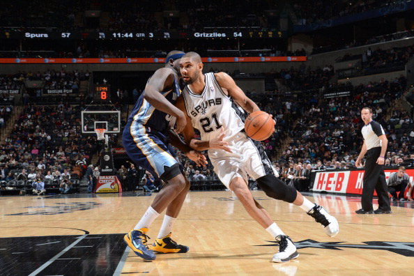 懂球妹采访：她是切尔西球迷，最喜欢阿扎尔和坎特（懂球妹专访：切尔西拥趸，最欣赏阿扎尔与坎特）