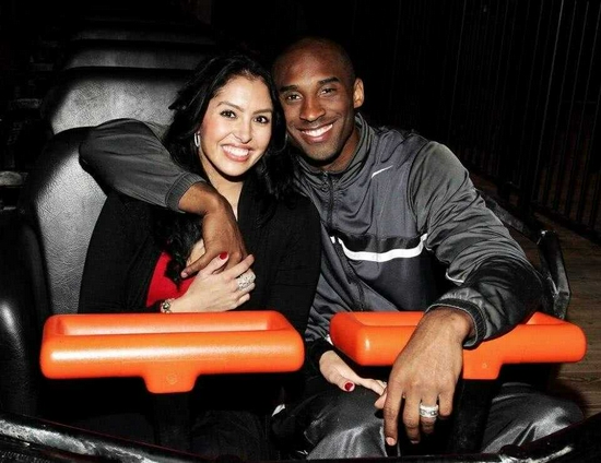 记者：德罗西取消去阿根廷看博卡vs河床的行程，或接手热那亚（记者称德罗西取消赴阿根廷观战博卡对河床，或将接手热那亚）