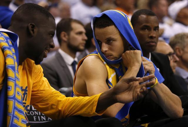 西班牙人俱乐部收入翻倍目标如何避免足球界的常见财务陷阱？（西班牙人俱乐部冲刺营收翻倍，如何避开足坛常见财务雷区？）