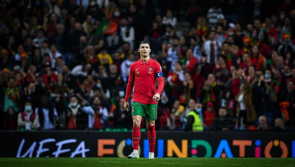 NBA战报：福克斯29分&SGA赛季新低，马刺117-102轻取雷霆（NBA快讯：福克斯砍下29分、SGA创赛季新低，马刺117-102击败雷霆）