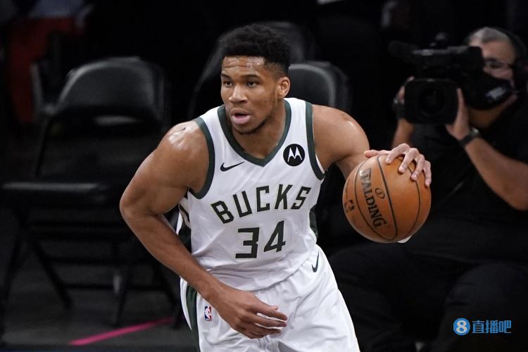 球迷领袖怒斥穆帅：厚颜无耻议论对手，对本方粗野动作装瞎！（球迷领袖怒批穆帅：肆意评点对手，对己方粗暴犯规却选择性失明）