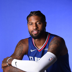 杨乐乐带儿子参加马术比赛！显疲惫汪涵又缺席，11岁沐沐有点紧张（杨乐乐陪儿参加马术赛显疲态，汪涵未到场，11岁沐沐略显紧张）