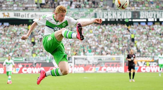 高开低走！达卡里·约翰逊首节10分&后三节仅3分（从火热到沉寂：达卡里·约翰逊首节10分，后三节仅3分）