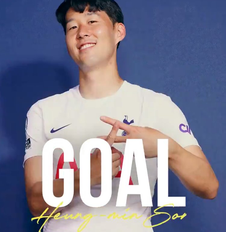 表现不俗！德里克·怀特全场14投7中得19分5板6助 正负值+19（德里克·怀特高效发挥：14投7中砍下19分5板6助，正负值+19）